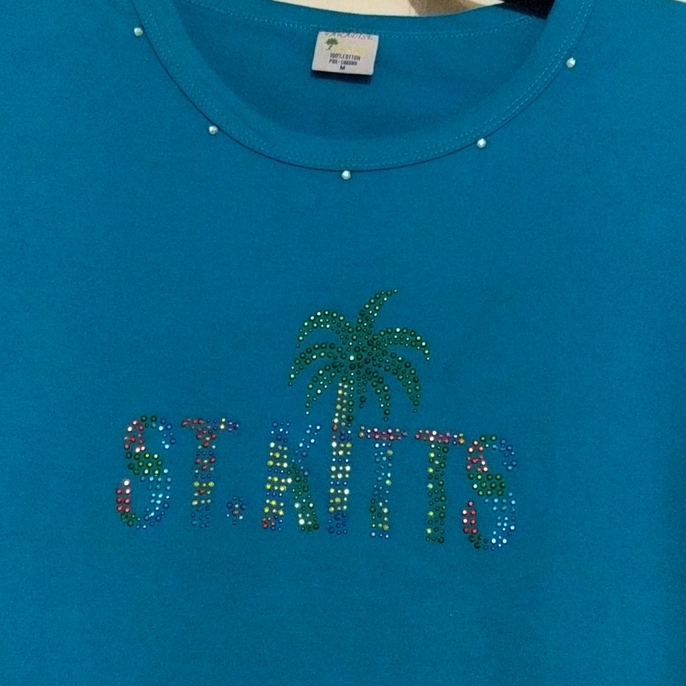 Clothes - Picture 2 of 3